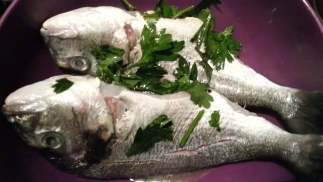 Как запекать рыбу Дорадо вкусно смотреть онлайн