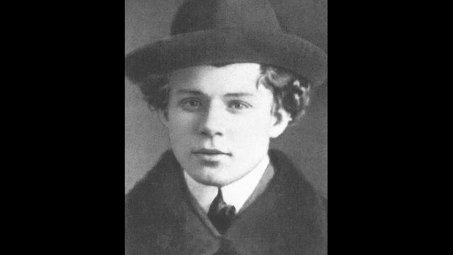 С. Есенин - Сыплет черемуха снегом... (1910) смотреть онлайн