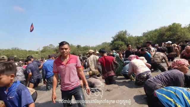 Awesome 500 year old ANCIENT Traditional Fishing Festival in a remote Cambodia | Ep.20 (ត្បូងឃ្មុំ) смотреть онлайн