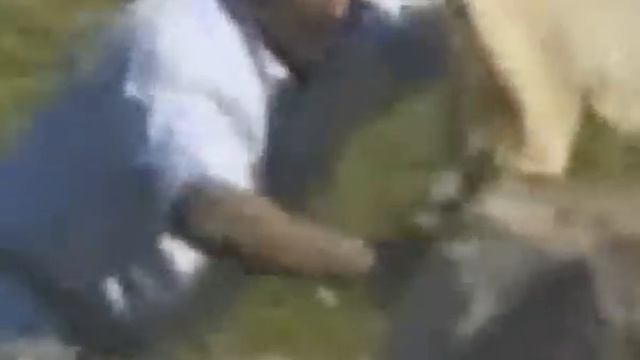 Donkey tries to fuck an old man смотреть онлайн