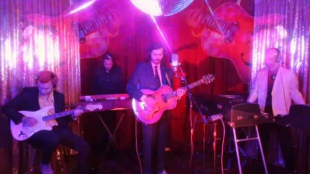 Lord Huron: Alive From Whispering Pines (Episode 426)