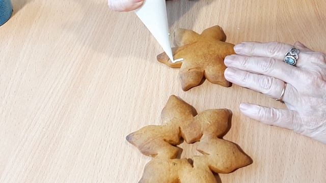 ИМБИРНЫЙ ПРЯНИК АНГЕЛОЧЕК ПРЯНИКИ КО ДНЮ СВЯТОГО НИКОЛАЯ МК Olua konditer смотреть онлайн