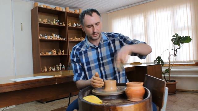 Мастер- класс "Изготовление горшка на гончарном круге" смотреть онлайн