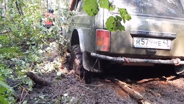 нива на 31" сильверах, бешняга , трофи-рейд "восстание машин"kirov off-road klub смотреть онлайн