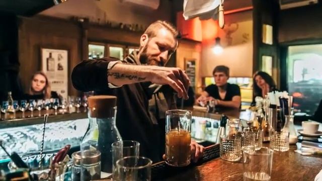 РАБОТА В МОСКВЕ КУРЬЕРЫ РАННЕР БАРБЕК ХАУС МАСТЕР ВАКАНСИИ В МОСКВЕ смотреть онлайн