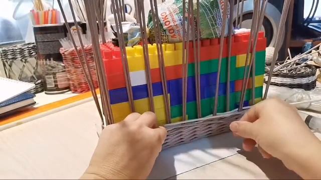 Подставка под сервировочные салфетки. Stand for serving napkins. смотреть онлайн