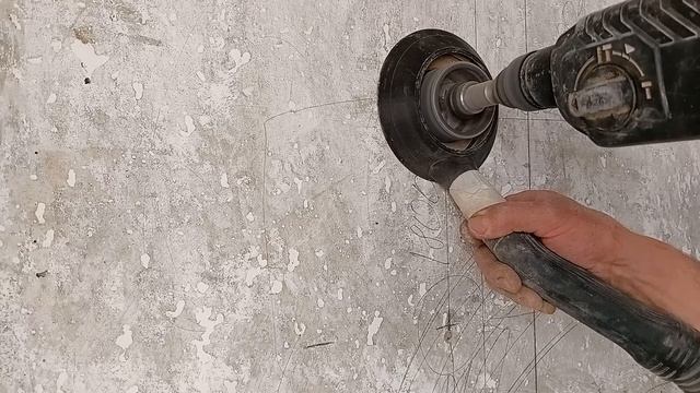 Как сохранить алмазную коронку на лютом бетоне! Как распланировать розетки на кухне, газ, вода!