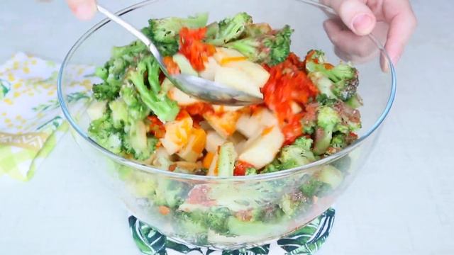 Бесподобное ЖАРКОЕ!Горячее на Новый Год?Как приготовить горбушу?Овощи с рыбой в духовке! смотреть онлайн