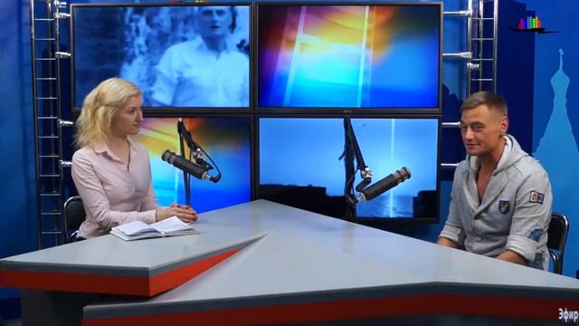 Программа "Слушаем кино". Гость - Дмитрий Сухомлинов. смотреть онлайн