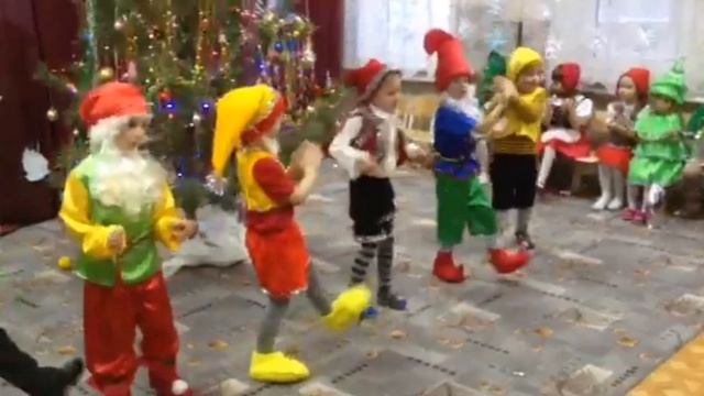 Новогодний Костюм Гнома. смотреть онлайн