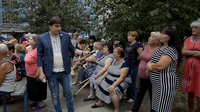 Брошенные жильцы пострадавшего дома смотреть онлайн