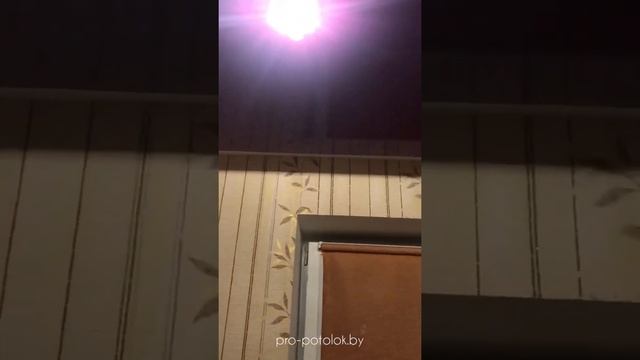 Натяжной потолок с применением технологии спайки двух цветов смотреть онлайн