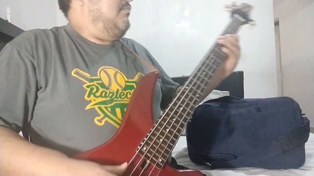 Bass - Bajo La pulga española смотреть онлайн