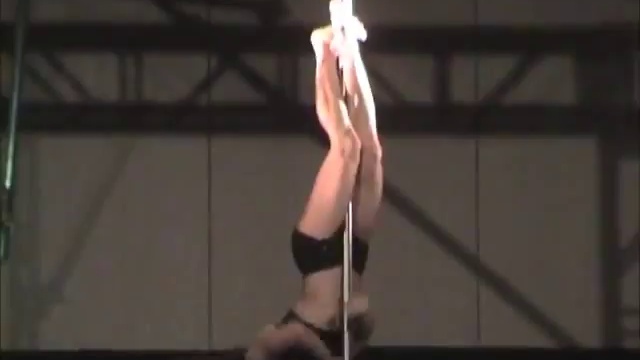 ЗАВОРАЖИВАЮЩЕЕ ЗРЕЛИЩЕ