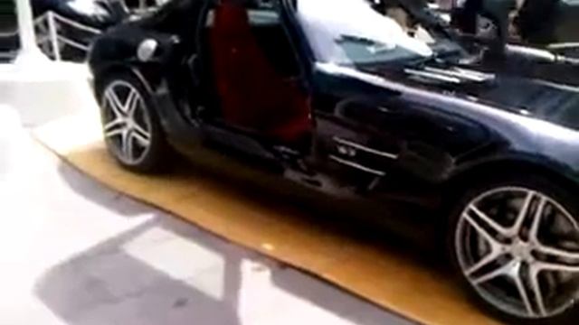 New Mercedes SLS AMG 2010 Beautiful Car смотреть онлайн