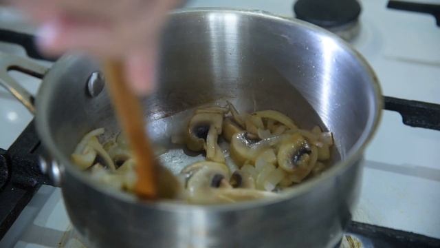 Очень вкусная свинина на кости. Delicious pork on the bone. смотреть онлайн