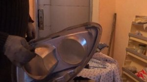 Замена стекла фары автомобиля Газель.