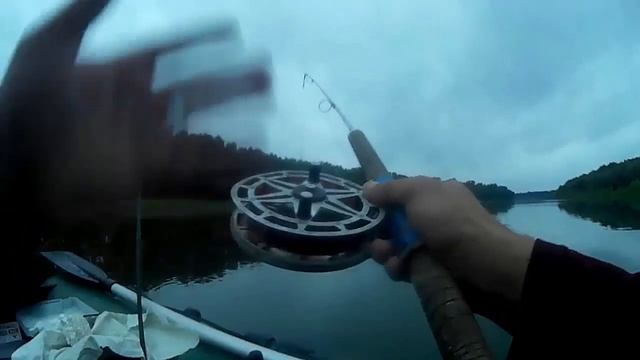 Ловля леща на гороховую мастырку в конце лета . р.Десна смотреть онлайн