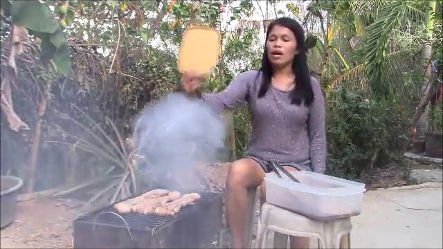 Grilling A Special Dinner For Friends And Relatives Philippines Expat Foreigner смотреть онлайн