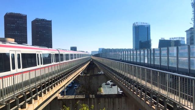 300 км в час cкоростной поезд из Пекина в Шанхай. Пассажир смотреть онлайн