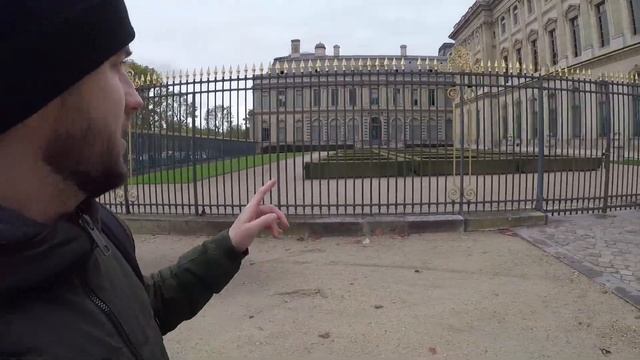 Париж (Франция). Кратко о Нотр-Дам-де-Пари и Лувре. смотреть онлайн