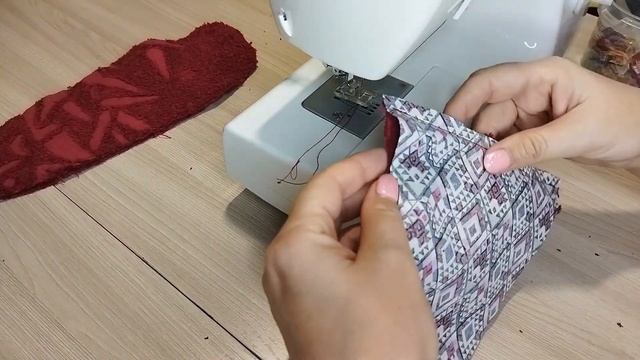 ТАПОЧКИ ИЗ СТАРОГО ПОЛОТЕНЦА! КАК СШИТЬ ТАПОЧКИ ЛЕГКО И ПРОСТО! Выкройка тапочек. смотреть онлайн