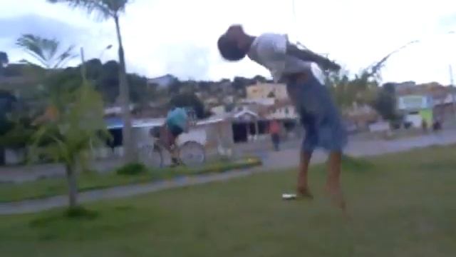 Insanity Parkour & Free Running em Pará de Minas смотреть онлайн