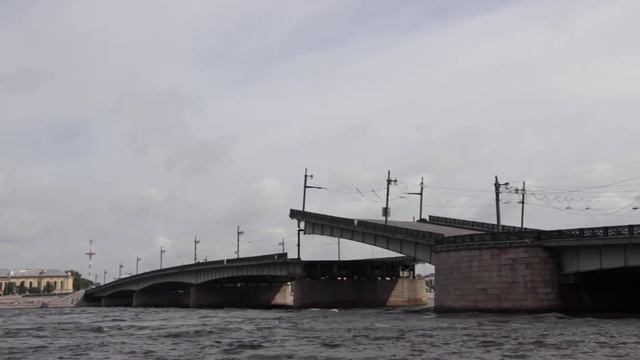 Литейный мост. 30.07.17 смотреть онлайн