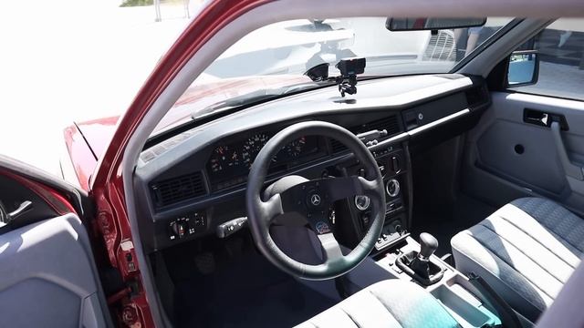 Mercedes 190 W201 - 105 KM i 4. Biegi - Mały wielki BABY BENZ смотреть онлайн