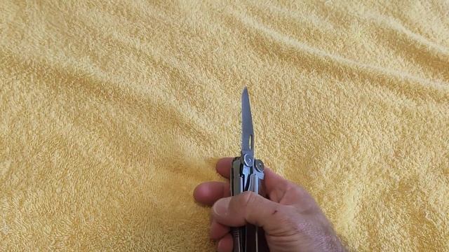 Сравнение LEATHERMAN WAVE+ Vs CHARGE+