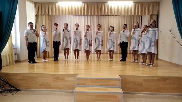"Ты откуда птица"( комп.Е.Дога). Вокальный ансамбль "Конфетти" смотреть онлайн