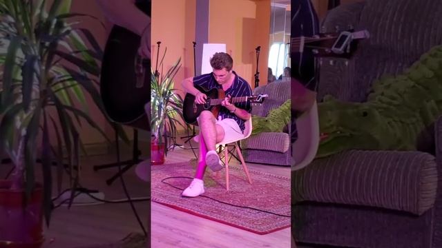 Седьмой лепесток - Антон Токарев | Фингерстайл кавер (Квартирник) смотреть онлайн