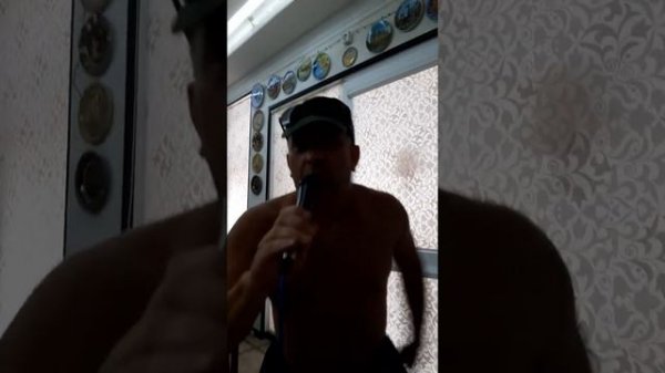 А я подбухну