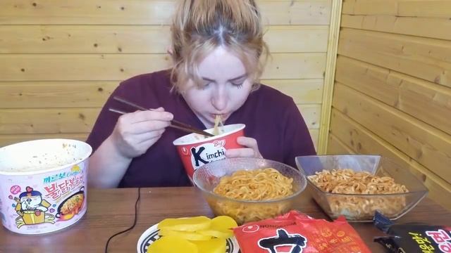 САМАЯ ОСТРАЯ КОРЕЙСКАЯ ЛАПША ,ИЗ ТЕХ ,ЧТО ПРОБОВАЛА МУКБАНГ | VERY SPICY KOREAN NOODLES MUKBANG 먹 смотреть онлайн
