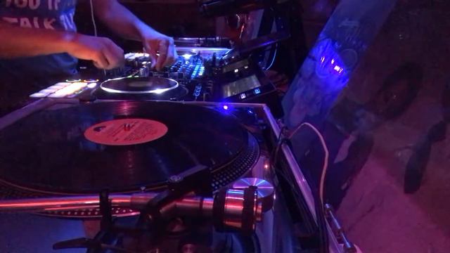DJ ALI MIX EN DIRECTE 4 смотреть онлайн