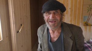 ОБУСТРАИВАЕМ ДОМИК ДЕДА МАТВЕЯ.