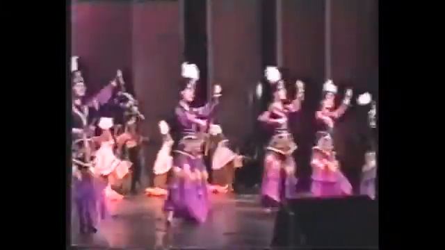 Танец 'Казахские игры' Ансамбль 'Карнавал' г Костанай, 1999 год смотреть онлайн