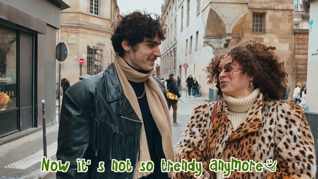 WHAT ARE PEOPLE WEARING IN PARIS (Paris Street Style) | Episode 16 смотреть онлайн