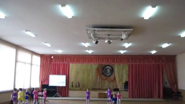 Танцевальный коллектив "Like" - "На зарядку" смотреть онлайн