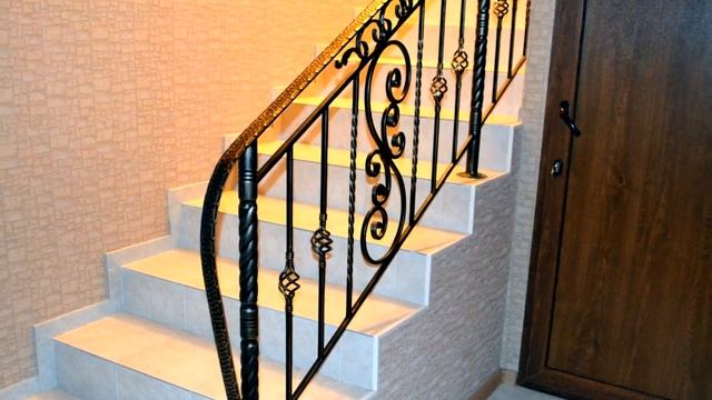 Перила 78  Недорогие лестничные перила Днепропетровск фото перила на лестницу в Днепре