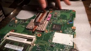 Установка Core 2 Duo T7500 на Toshiba Satellite L300+мелкий ремонт // CPU Upgrading on Toshiba L300