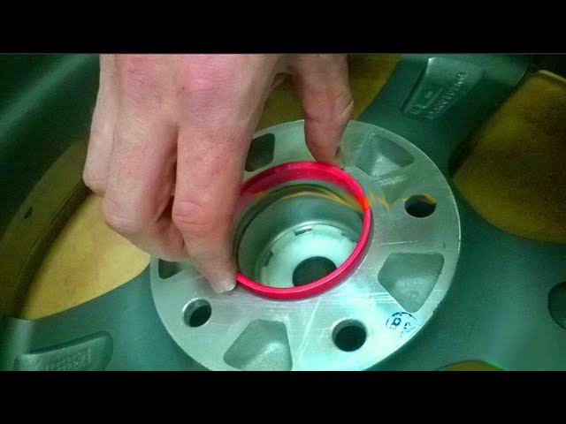 ДЛЯ ЧЕГО ОПЫТНЫЕ АВТОМОБИЛИСТЫ СТАВЯТ КОЛЬЦО В КОЛЕСНЫЙ ДИСК смотреть онлайн