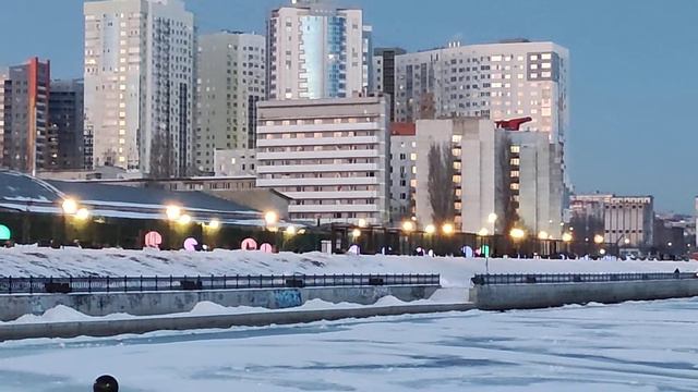 Новая Набережная на закате Солнца 26 декабря смотреть онлайн