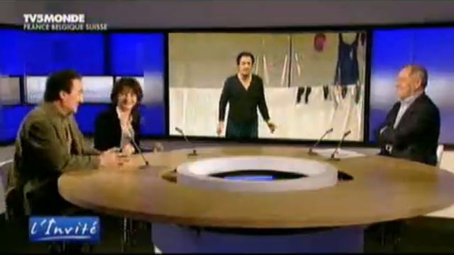 FELLAG et Mariane EPIN : "Tous les algériens sont des mécaniciens" 16/02/02 смотреть онлайн