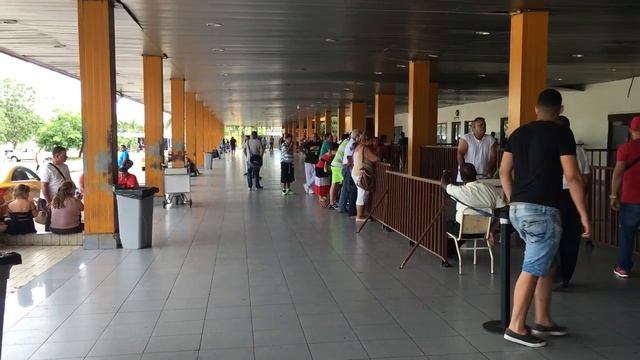 Cuba La Havane Aéroport Terminal 2 / Cuba Havana Airport Terminal 2 смотреть онлайн