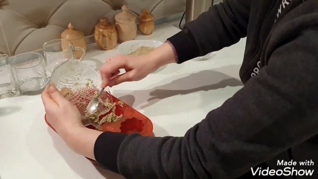 Как сделать Полезные печеньки и кальцесмесь для улиток Ахатин? смотреть онлайн