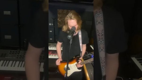 Sorry seems to be the hardest word перевод на русский