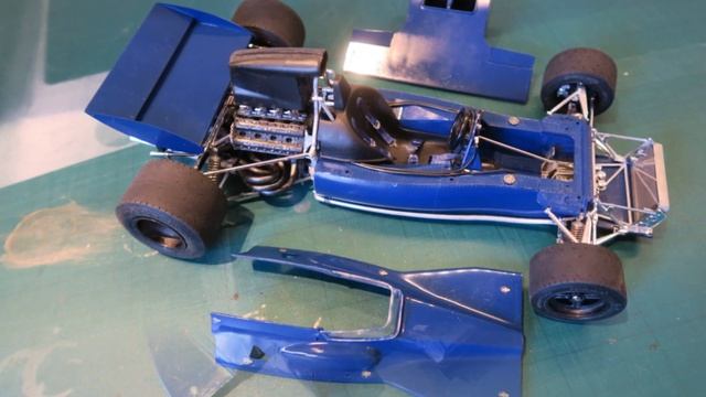 Tamiya 1:12th Scale F1 Tyrrell 003 смотреть онлайн