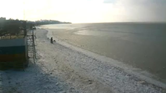 Пляж в Щёлкино, 09.01.2015, ч.3 - видео с камеры 1