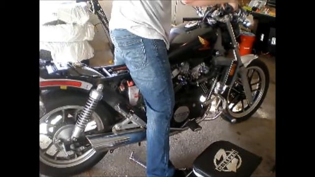 Update: Honda Magna First Start up смотреть онлайн